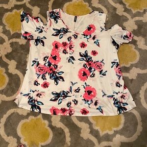 Floral cold shoulder top, 4 months old